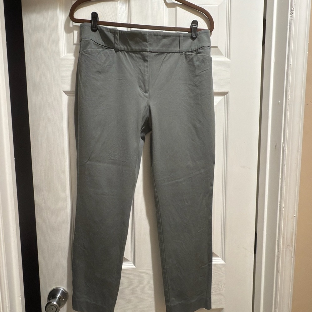 LOFT Green Ankle Pants